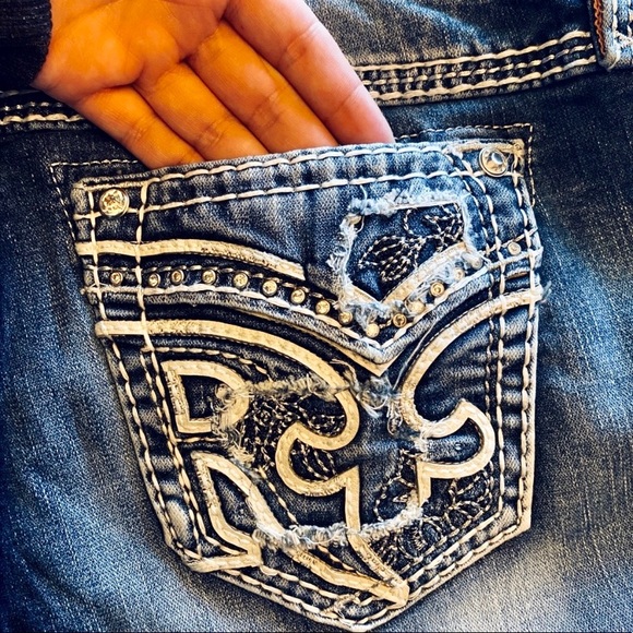 NWT ROCK REVIVAL EBBA EASY CROP JEANS - Picture 7 of 15